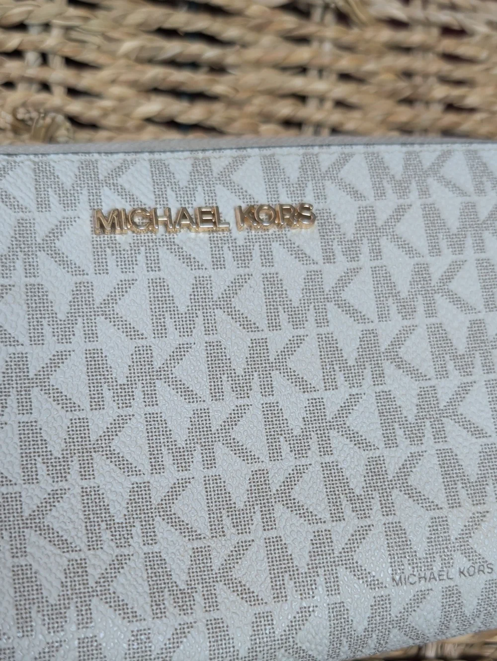 Michael Kors Wristlet Wallet